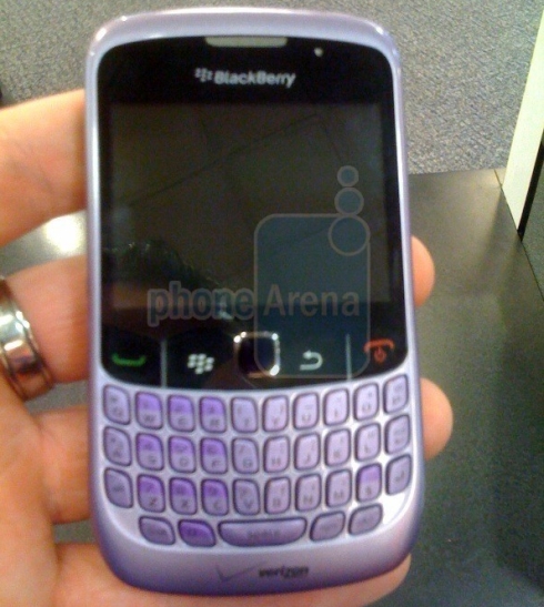  BlackBerry Curve 8530 will be rolling out today in a violet version, 