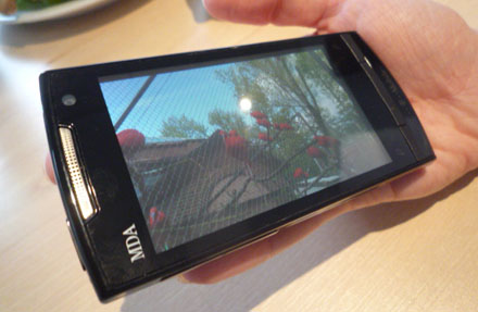 t-mobile-compact-v-hands-on-1