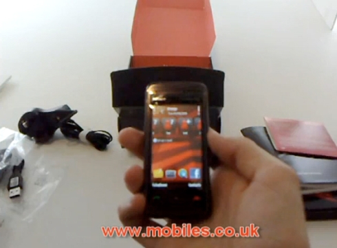 xpress-music-5530-unboxing-rm-eng