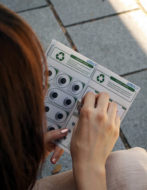 Label_With_Green_concept_phone_3