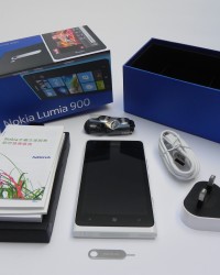 08_Nokia-Lumia-900-reviewgsmdome-com
