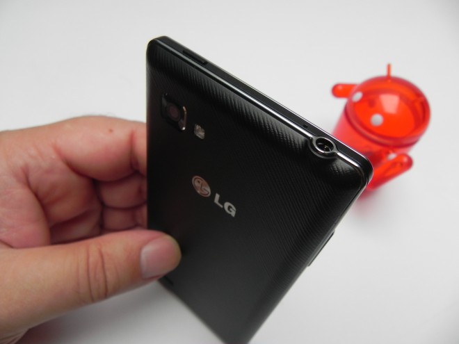 18_LG-Optimus-4X-HD-review-gsmdome-com