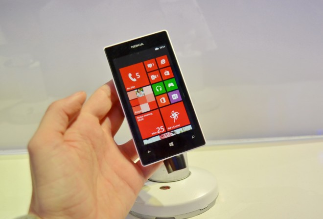 Nokia-Lumia-520_10
