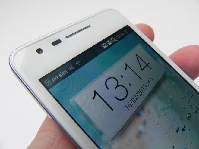 OPPO-Finder-Review-GSMDome-com_22