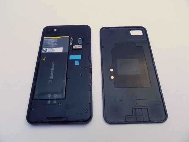 BlacjBerry-Z10-review-GSMDome-com_29