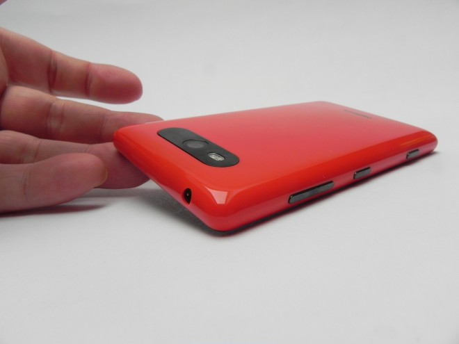 Nokia-Lumia-820-review-GSMDome-com_17
