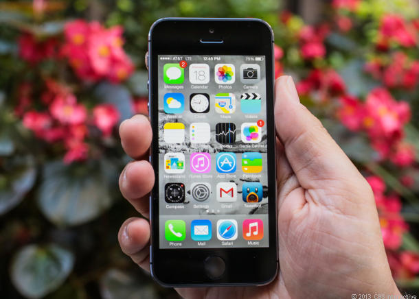 iPhone5s_35781409_01_610x436
