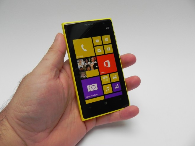 Nokia-Lumia-1020-review-gsmdome-com_08