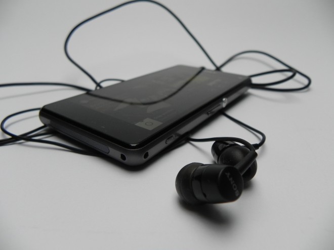 Sony-Xperia-Z1-Compact-review-GSMDome-com_12