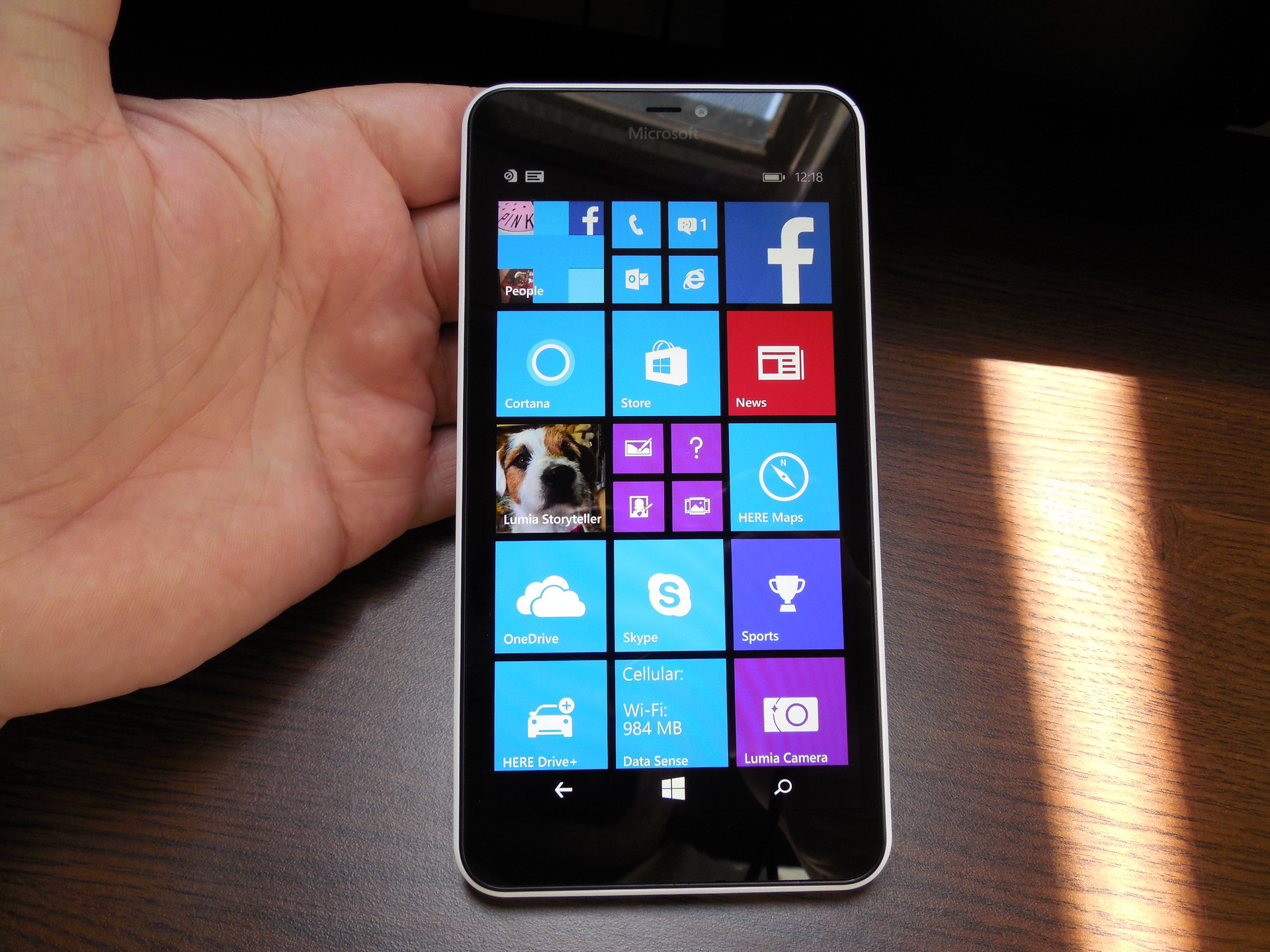 microsoft-lumia-640-xl-lte-review-shines-bright-with-a-crisp-display