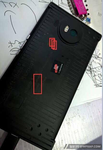 Lumia-940-XL-Proto-03