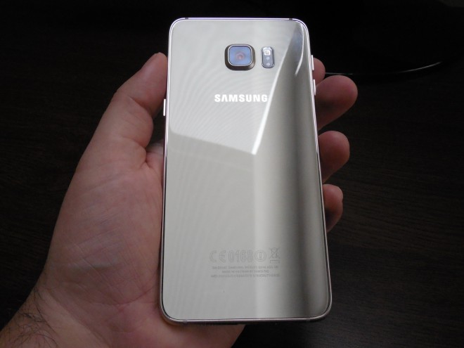 Samsung-Galaxy-S6-edge+_033