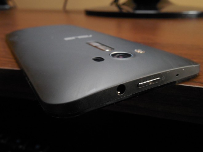 Asus-Zenfone-2-Laser_007