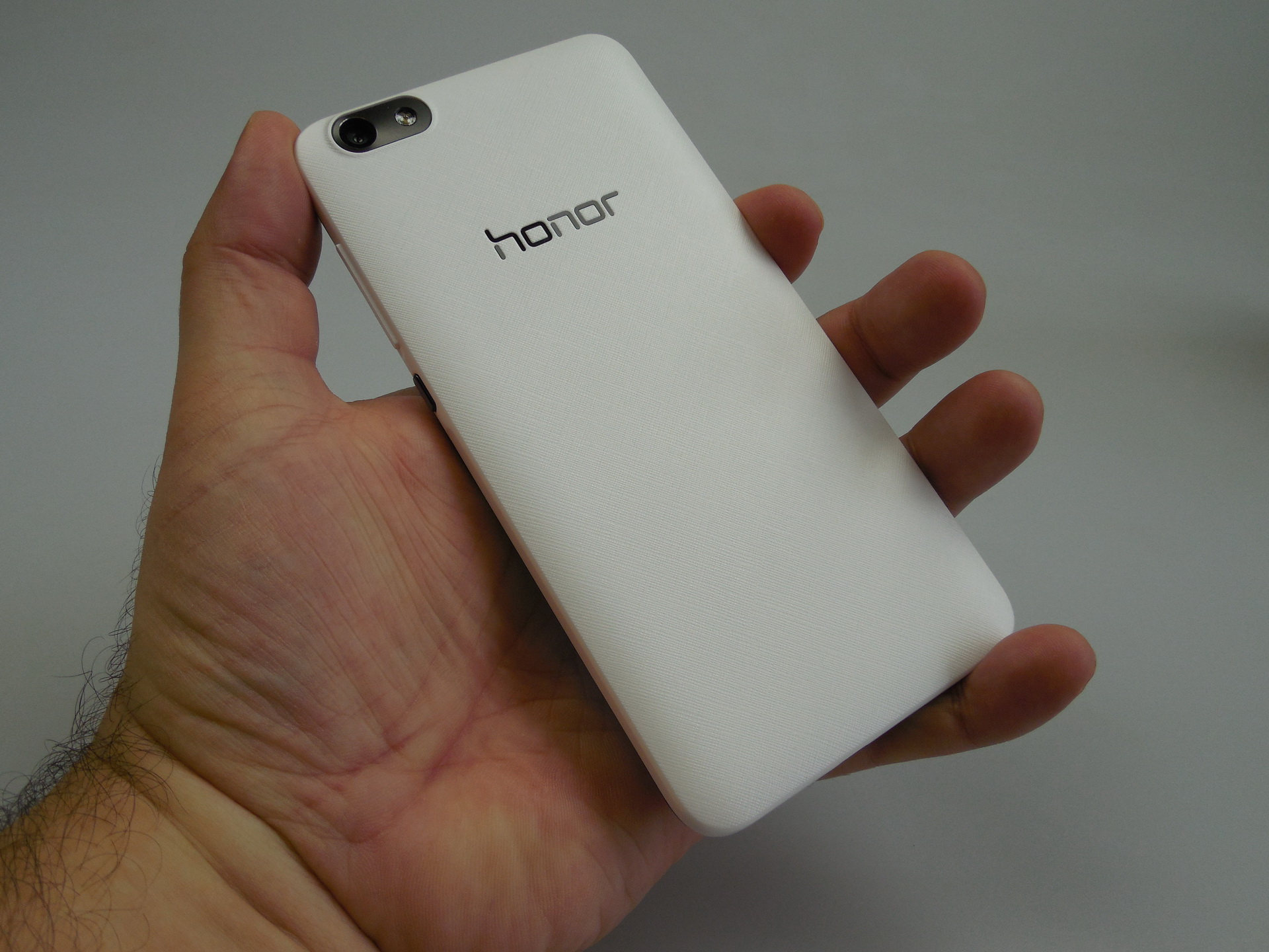 Huawei Honor 4X Review: a Great Option for Young People Who Travel a Lot, Solid P8 Lite Alternative (Video) Huawei Honor 4X Review: a Great Option for Young People Who Travel a Lot, Solid P8 Lite Alternative (Video)