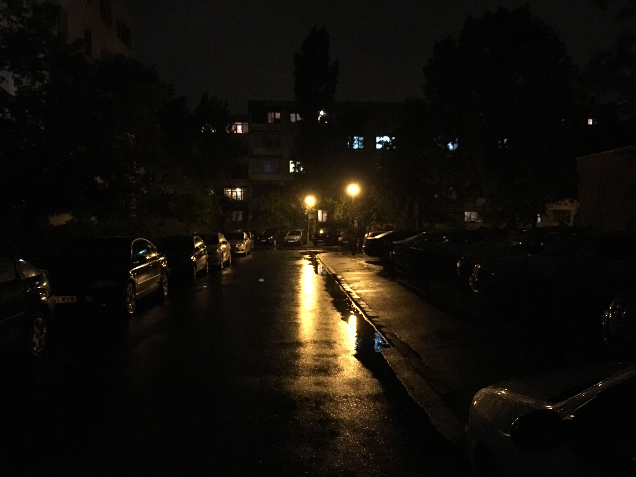 iphone se low light camera