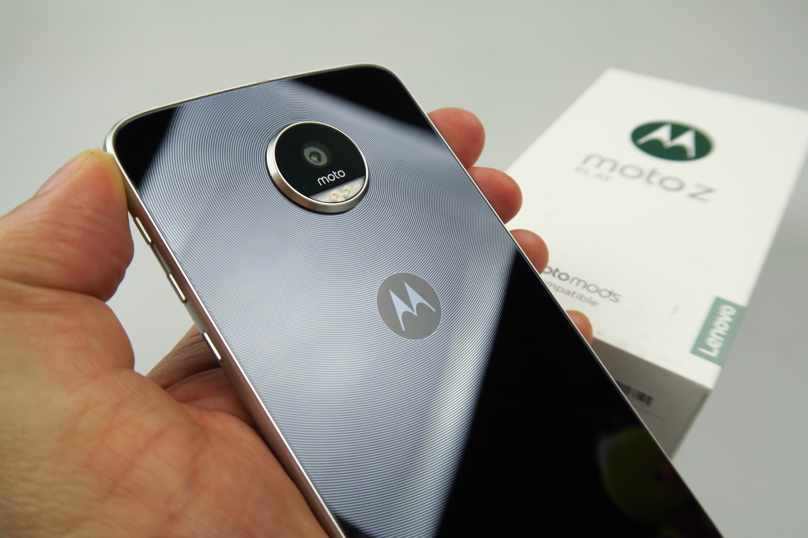 Motorola Moto Z Play Unboxing: Moto Z Little Brother With Extra Battery ... — free download