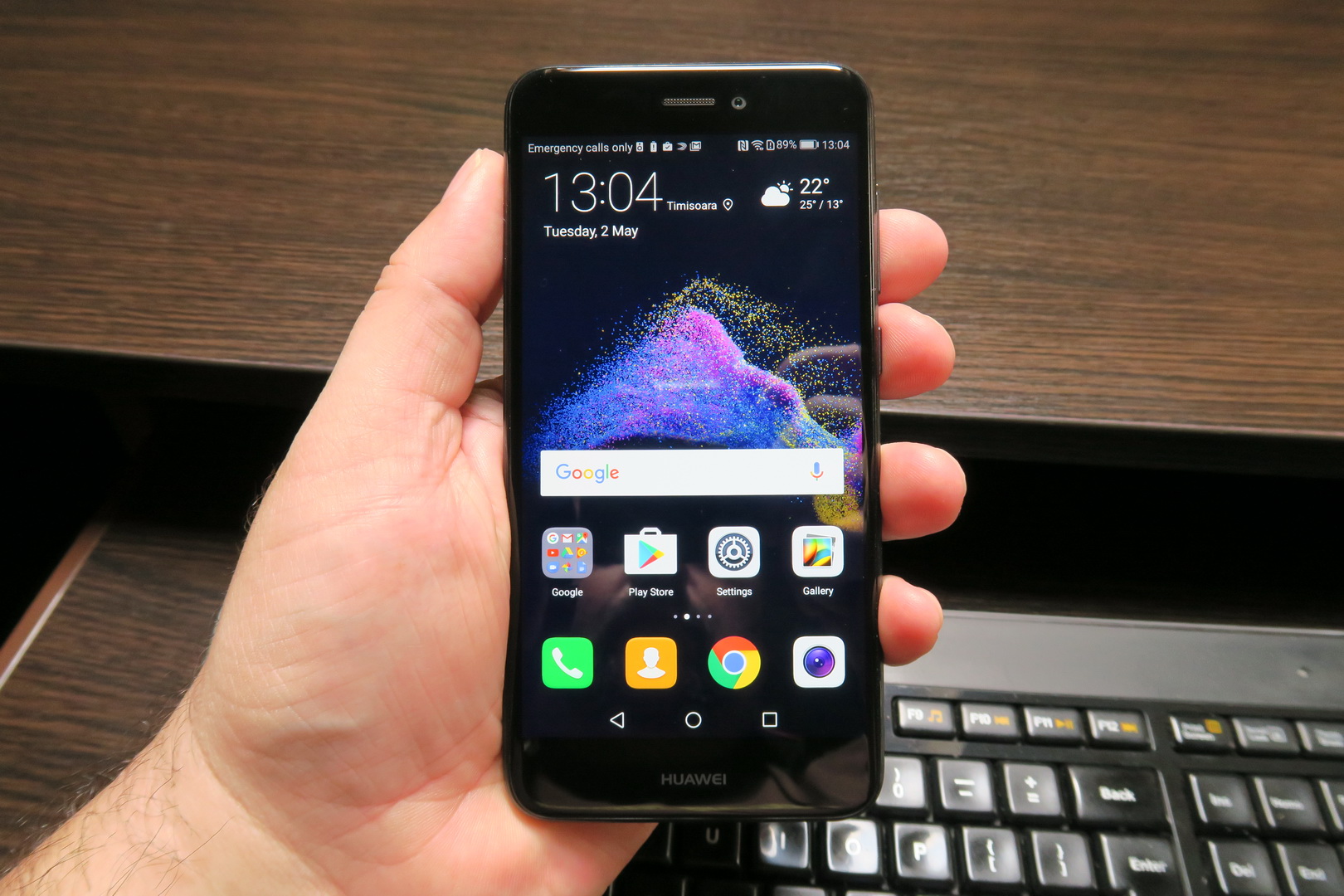 Lg k10 2017 vs huawei p8 lite