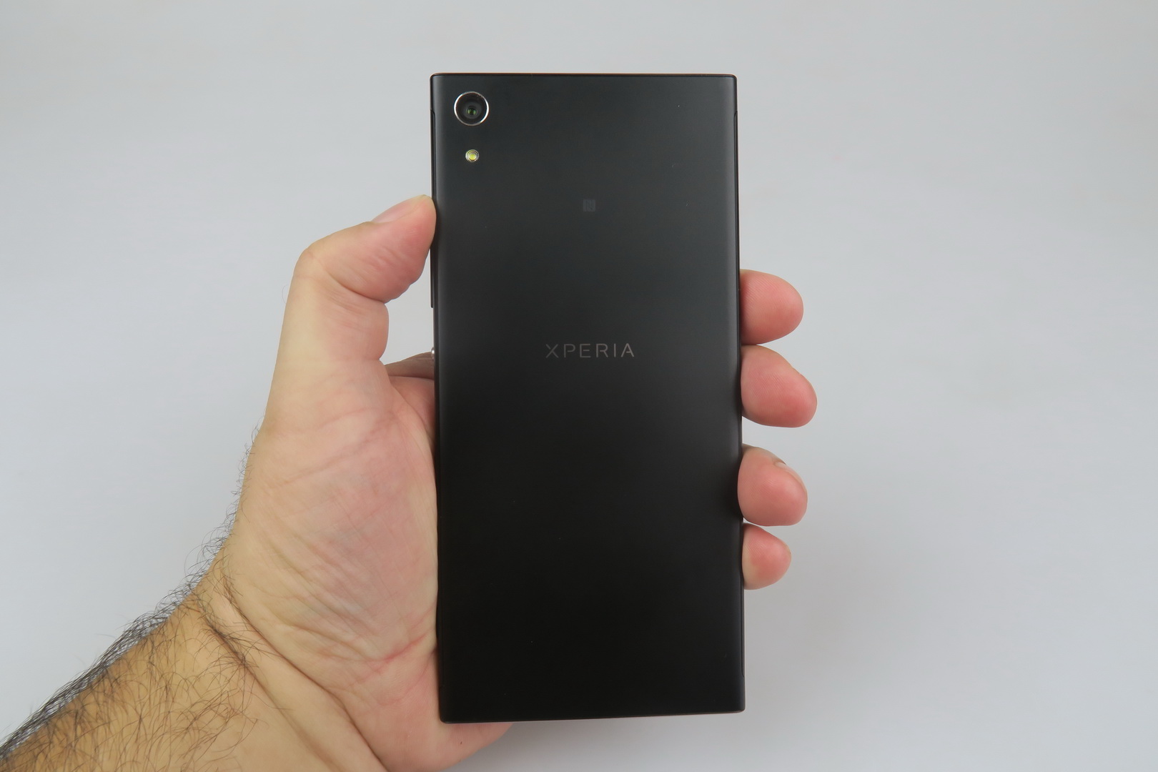 Xperia 1 vs. Xperia xa1 Ultra обзор.