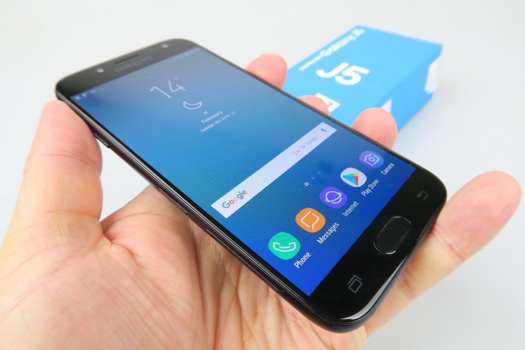samsung galaxy j5 old model