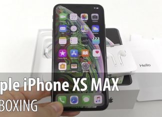 Apple iPhone XS Max Unboxing: Taking the Biggest iPhone Ever Out of the Box (Video)