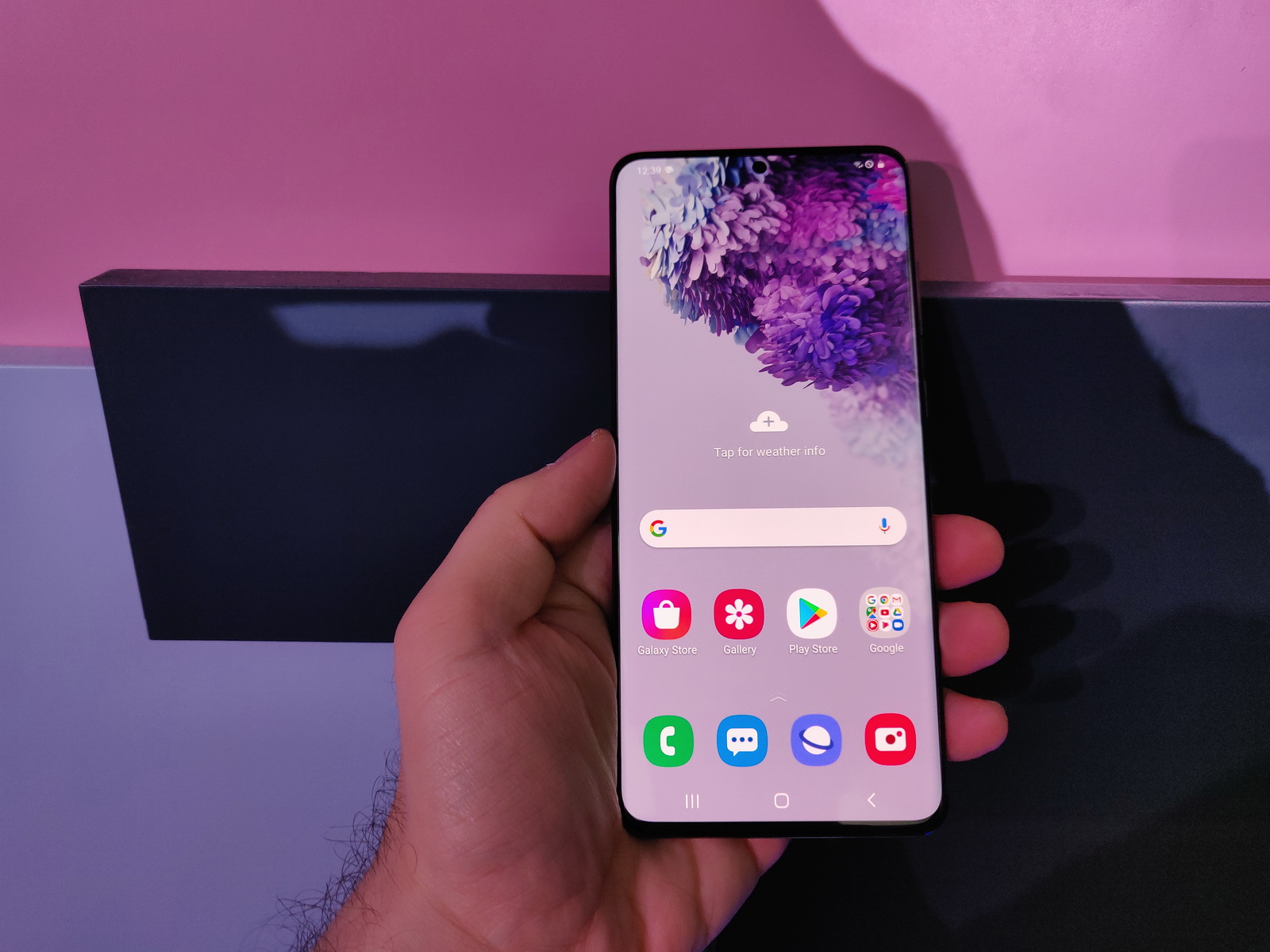 Samsung Galaxy S20+ Hands On Review: 8K Video, 5G, 120 Hz Screen in a Bigger Package, Manageable Still Samsung Galaxy S20+ Hands On Review: 8K Video, 5G, 120 Hz Screen in a Bigger Package, Manageable Still