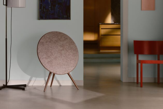 Bang & Olufsen Beosound A9 with Sienna Brown body and brushed aluminum legs
