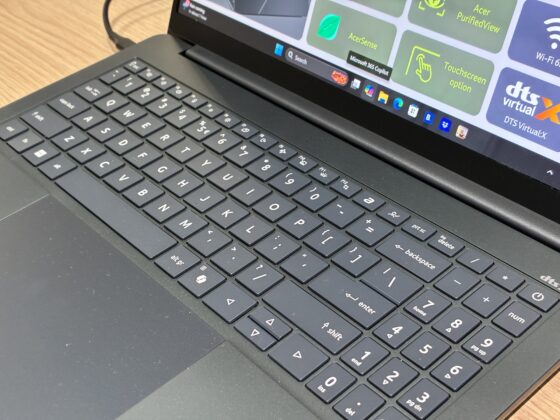 Acer Swift Air 16 keyboard deck