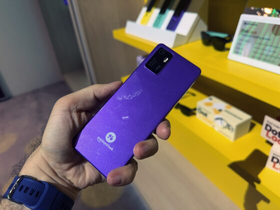 Acer Revives Packard Bell With DotBook Laptop, DotLine 4G Phone and Lifestyle Gadgets