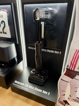 Roborock F25 Ultra Steam Gen 2 upright wet-and-dry floor cleaner
