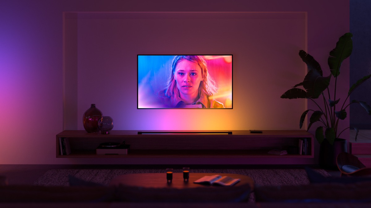 429905 Philips Hue Adds Camera-Based TV Sync, Nanoleaf Integration and AI Automations at IFA 2026
