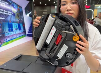 Roborock Saros 20 Flow Complete brings 36,000Pa suction and 4.5cm threshold climbing to IFA 2026 Roborock Saros 20 Flow Complete robot vacuum displayed at IFA 2026