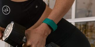 Apple Reportedly Prototyping a Screenless Fitness Band for 2028 or Later