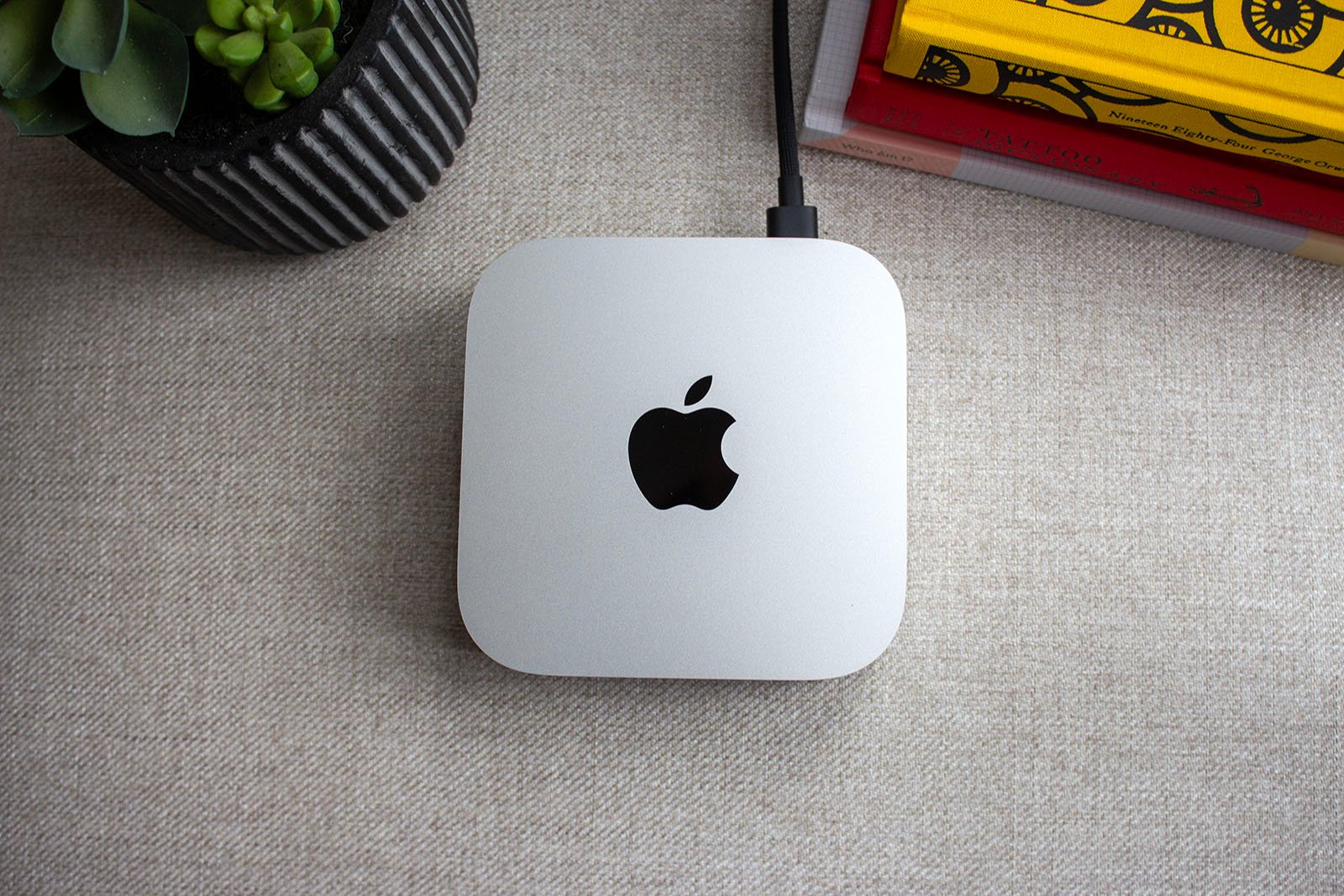 apple-mac-mini-m6-mac-mini-m5-pro-cover-a96962-001 Mac mini M6 and M5 Pro reportedly return to soldered storage