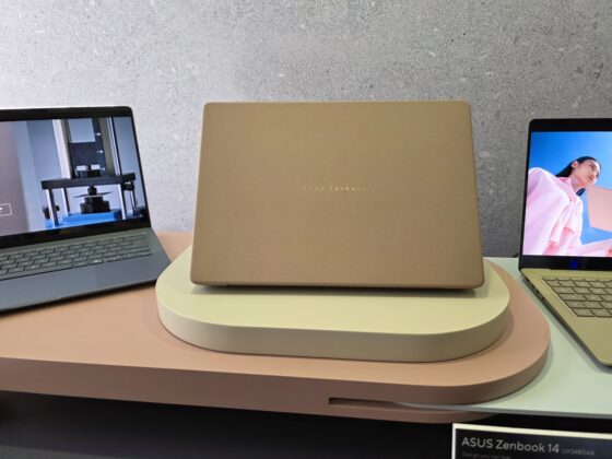 ASUS Zenbook 14 UX3480 OLED screen
