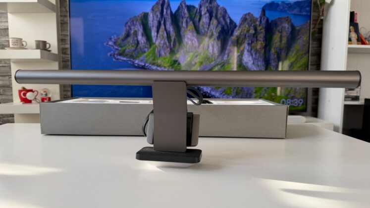 BenQ ScreenBar Halo 2 Review: Dual-Sided Monitor Light Adds Adjustable Task and Bias Lighting
