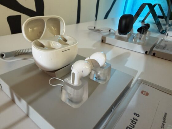 REDMI Buds 8 true wireless earbuds on display.