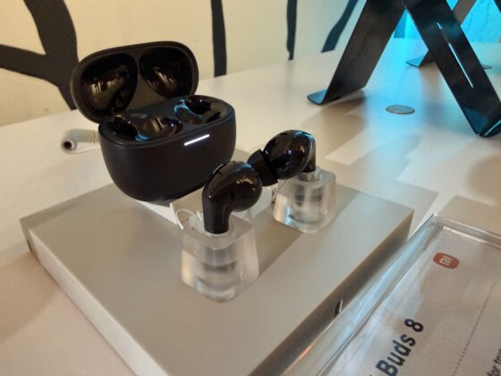 REDMI Buds 8 true wireless earbuds.
