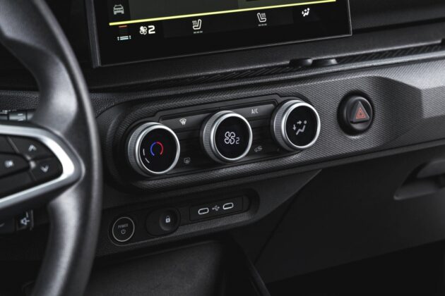 New Dacia Spring brings 250 km range, 80 hp motor and &euro;18,000 starting price