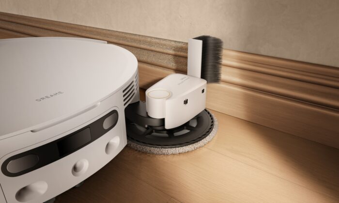 Dreame X60 Pro Ultra Complete robot vacuum with extending cleaning components