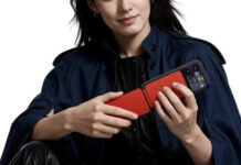 Xiaomi Pocket Guitar magnetic accessory attached to a Xiaomi smartphone