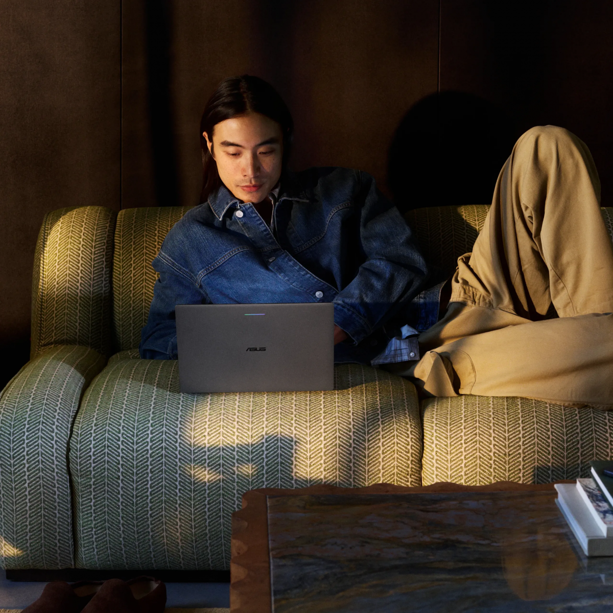 Acer Googlebook 14, an OLED 2-in-1 laptop in the new Googlebook lineup
