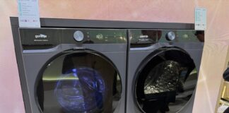 Gorenje SimpliCare G800 washer and dryer displayed side by side