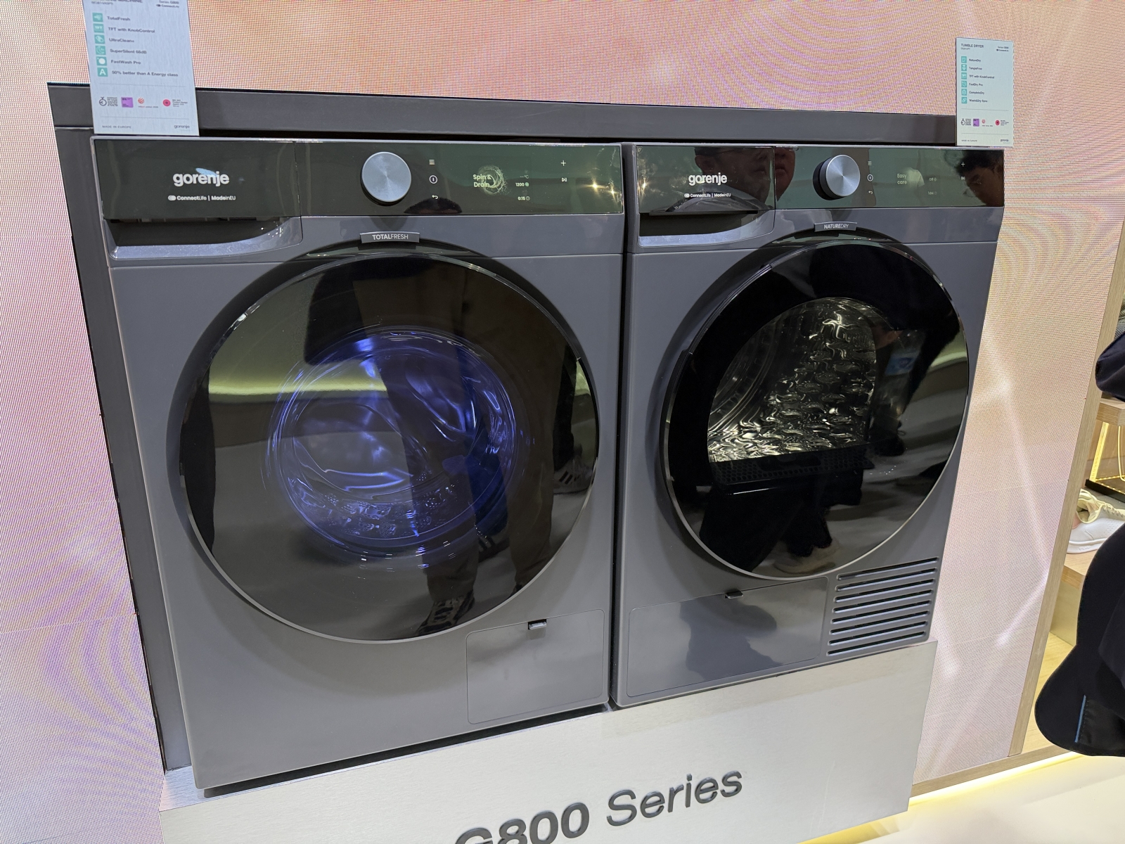 gorenje-simplicare-g800-ifa-2026-cover-a96431-001 Gorenje SimpliCare G800 washer and dryer displayed side by side