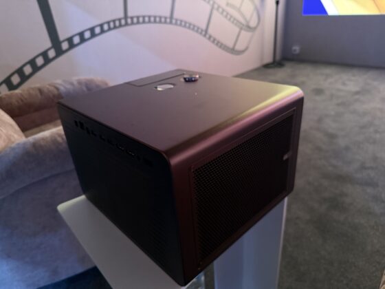 Hisense XR10 laser projector and projection setup