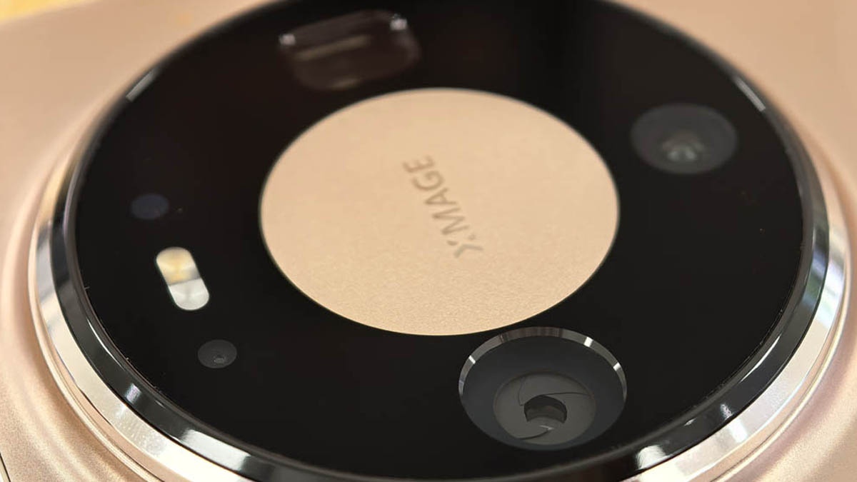 huawei-mate-90-huawei-mate-90-pro-max-huawei-cover-a96842-001 Leaked image showing Huawei Mate 90 series camera modules
