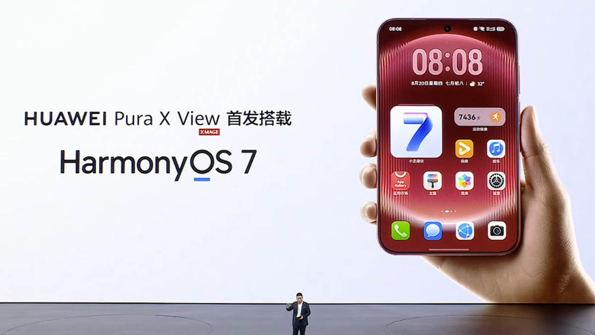 Huawei Pura X View with a 6.39-inch wide OLED display