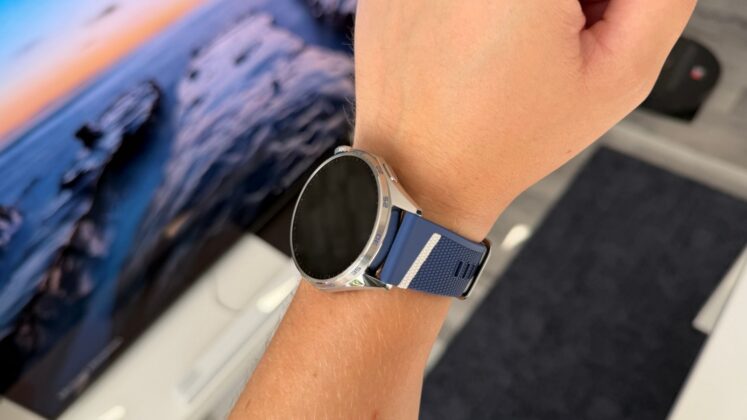 HUAWEI Watch GT 7 Review: Long Battery Life and Expanded Sports Tracking in a Slim 46mm Design