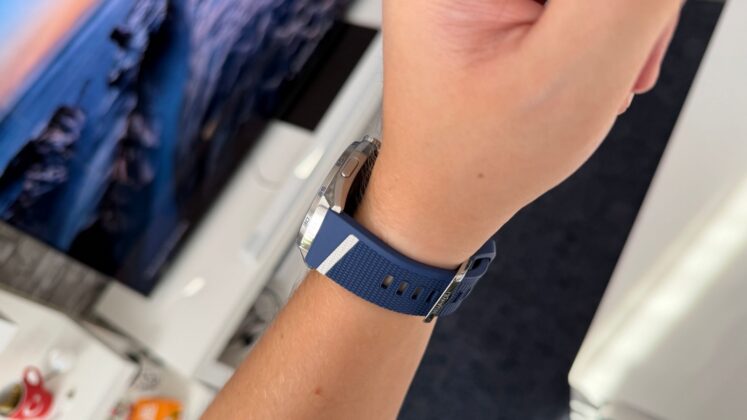 HUAWEI Watch GT 7 Review: Long Battery Life and Expanded Sports Tracking in a Slim 46mm Design