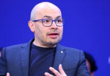 Google DeepMind’s Demis Hassabis Backs Broad Direction of Anthropic AI Safety Plan Google DeepMind’s Demis Hassabis Backs Broad Direction of Anthropic AI Safety Plan