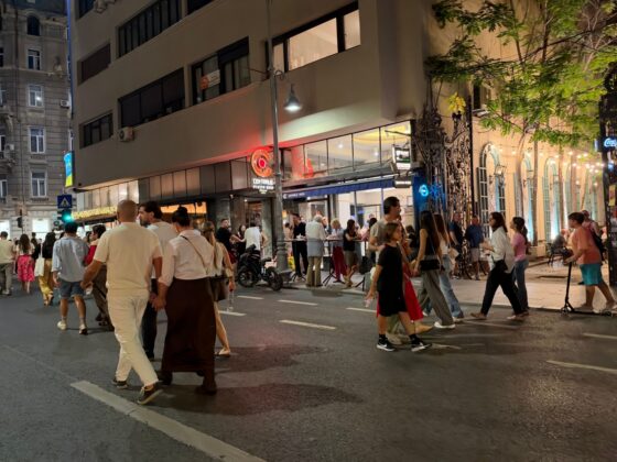 iPhone 18 Pro Max Camera Test: Variable Aperture Adds Physical Depth Control